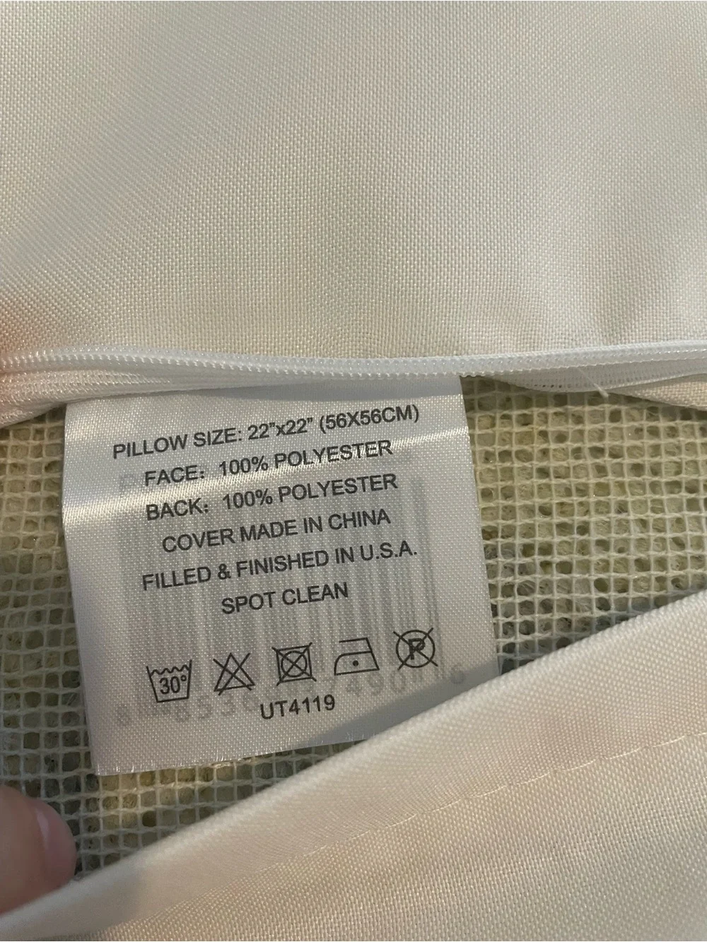 22”x22” Kindness Pillow Cover - Ellen Degeneres for Loiloi